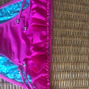 Guess Bikini Bottom. M.